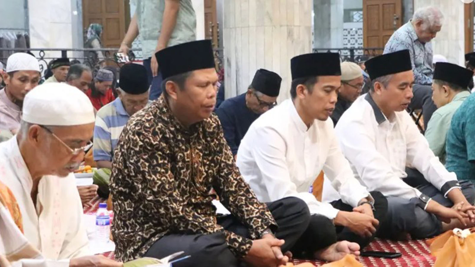 Meaningful Togetherness: UNH Academic Community and the Dewi Nurdin Hamzah Foundation Hold a Joint Iftar Gathering